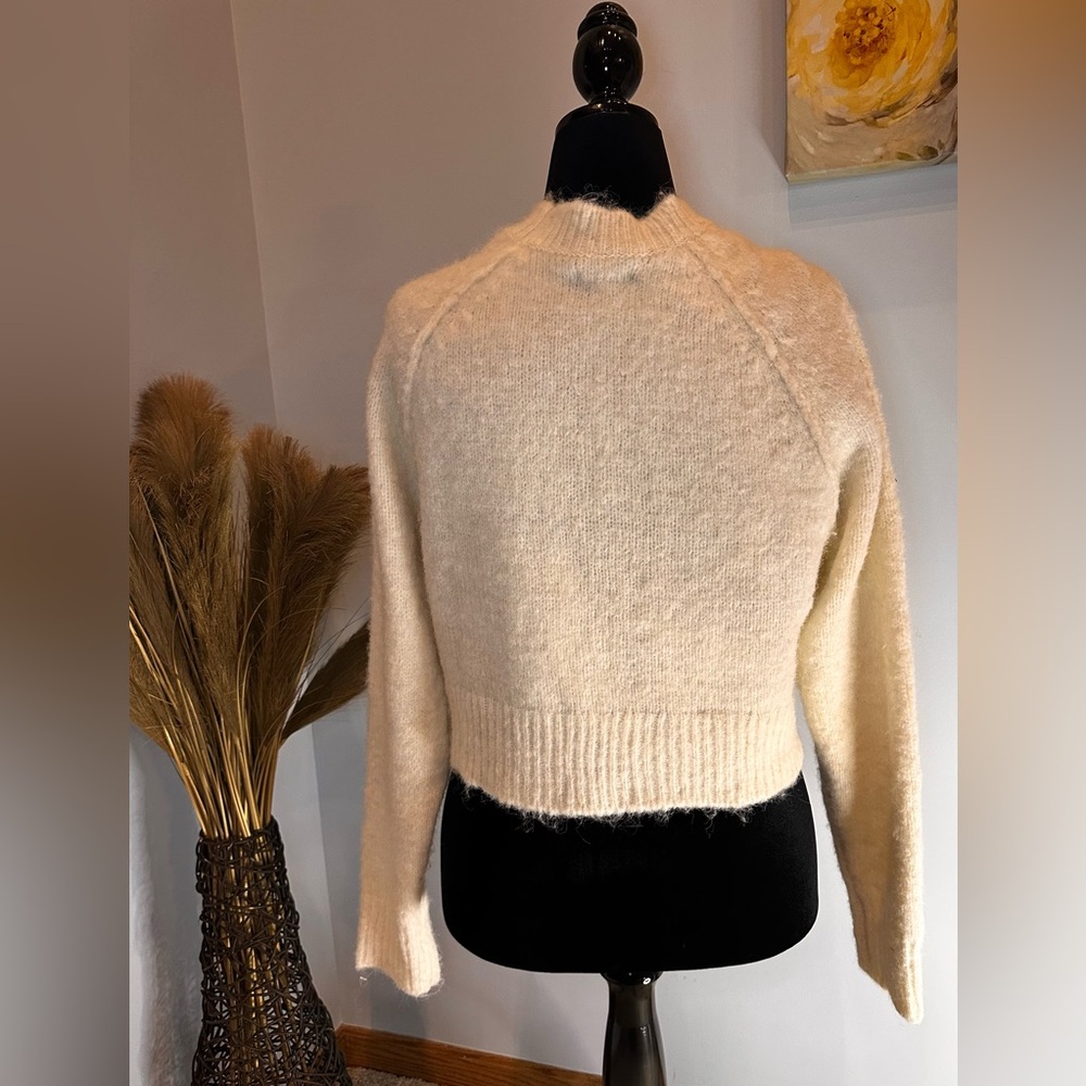 NWT American Eagle super soft bow sweater - Picture 3 of 5